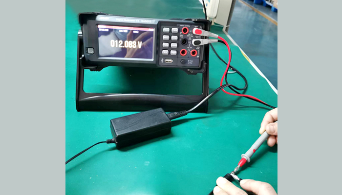 SA5053 testing power adapter's voltage